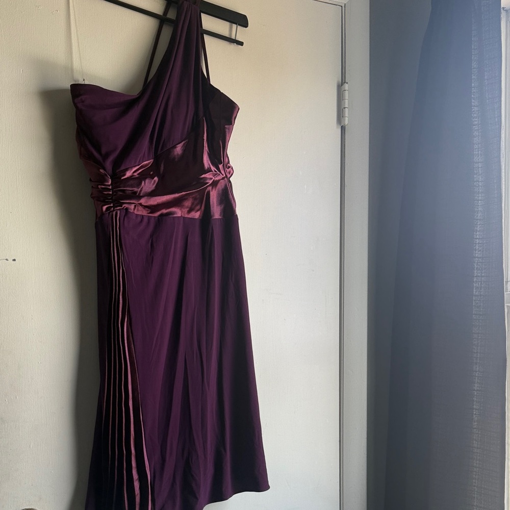 Chic One-Shoulder Dress in Deep Purple
